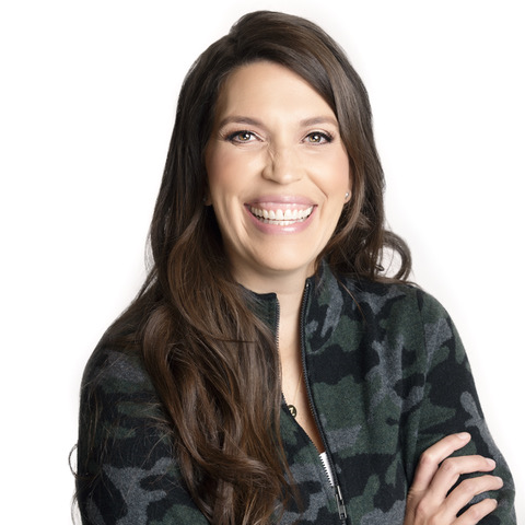 Angela Woolcott headshot image